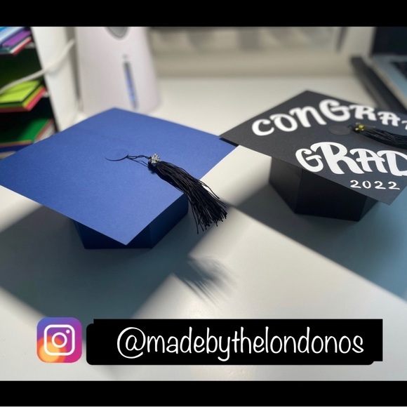 Custom Made Graduation Tiles and Caps - Picture 4 of 7